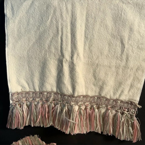 New Ivory Towel Set 4 piece Elegant Braid Fringe Home Pastel Colors #N - Picture 4 of 8